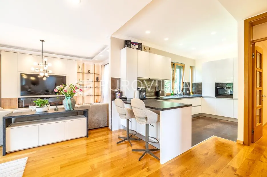 zagreb, babonićeva šalata, luksuzan četverosoban penthouse 135 m² - slika 5