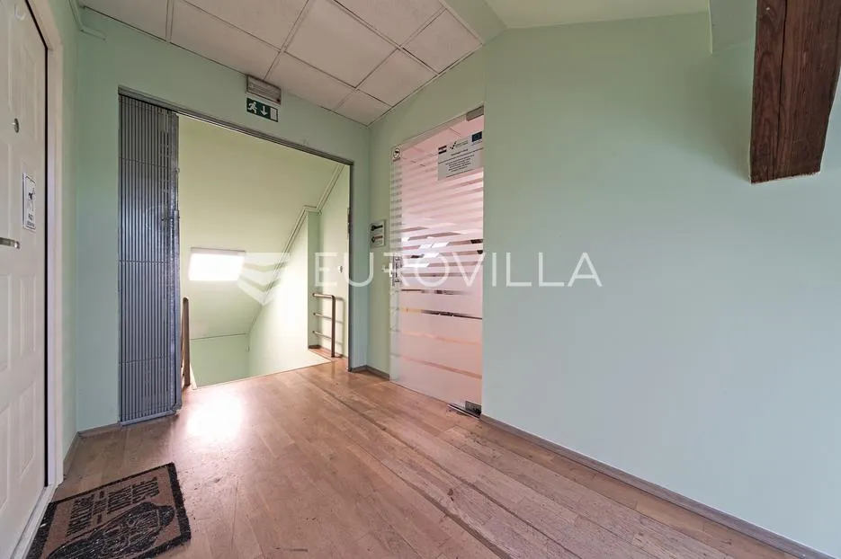 osijek, centar, prodaja, opremljeni poslovni prostor 154 m² - slika 15