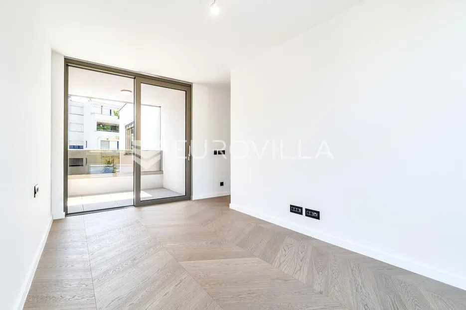 zagreb, medvedgradska, luksuzan četverosobni penthouse s bazenom 324 m² - slika 4