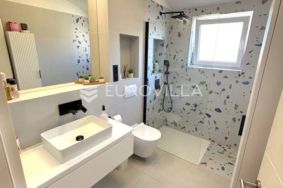 split, žnjan penthouse od 119,6 m² s pogledom na more i 2 parkirna mjesta - slika 6