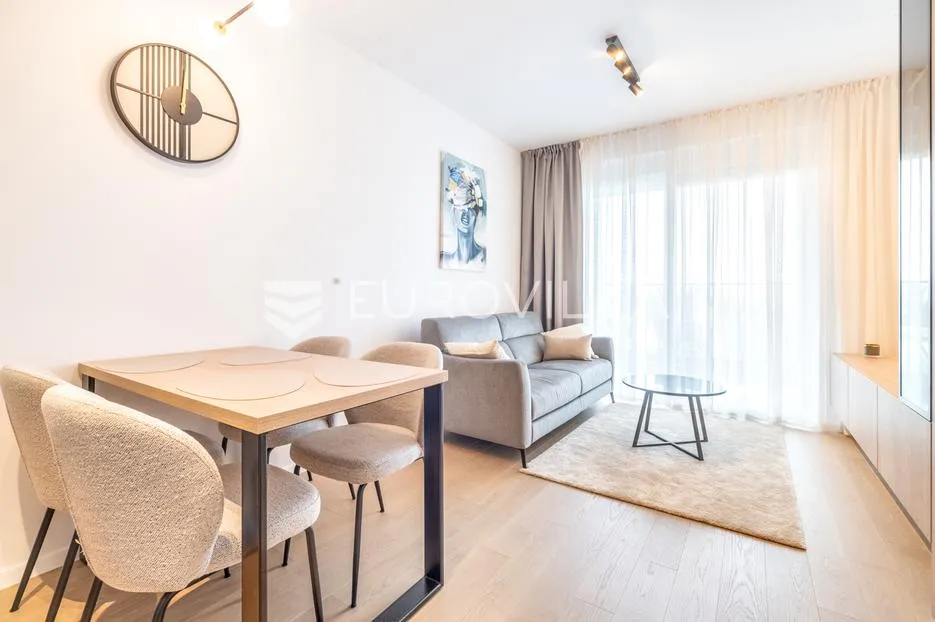 zagreb, trešnjevka, prekrasan dvosoban stan 40 m², parking - slika 3