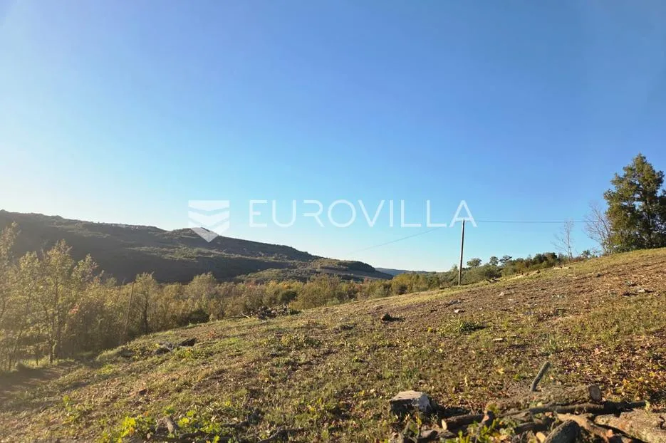 istra, motovun, građevinsko zemljište + poljoprivredno zemljište - slika 26