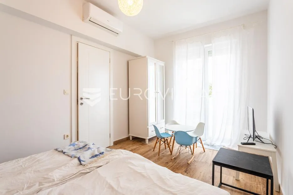 betina, prekrasan trosoban stan s bazenom i pogledom na more, 112,75 m² - slika 17