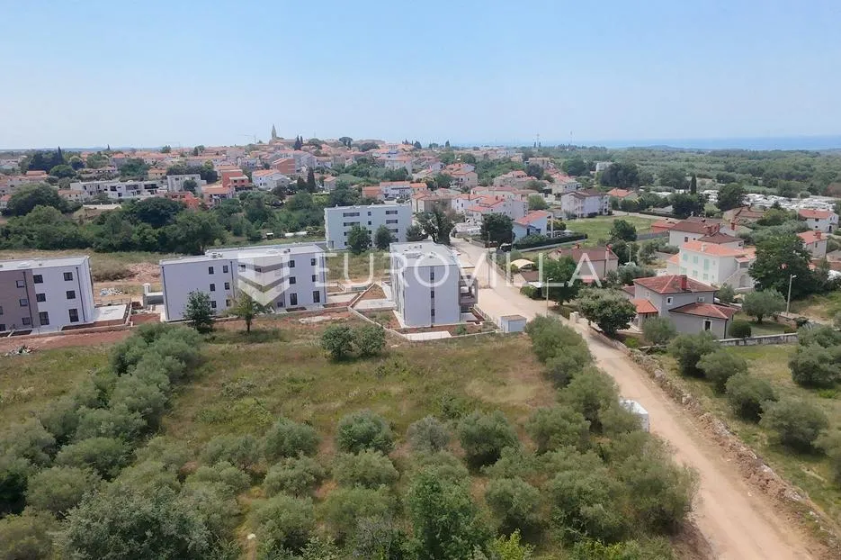 Istra, Tar, Građevinsko zemljište 3330 m2 - Tar, Tar-Vabriga
