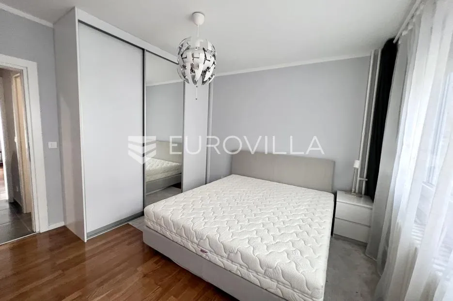 novi zagreb, utrine, elegantan, novoadaptiran dvosoban stan od 57 m² na 1. katu - slika 9