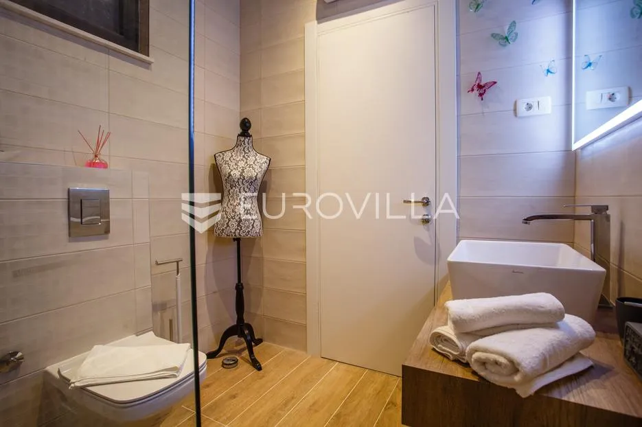 kaštela, kaštel stari, jedinstvena vila s veličanstvenim pogledom - slika 28