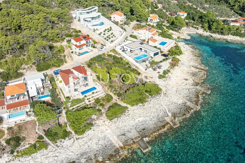 otok korčula, vela luka, villa prvi red uz more - slika 4