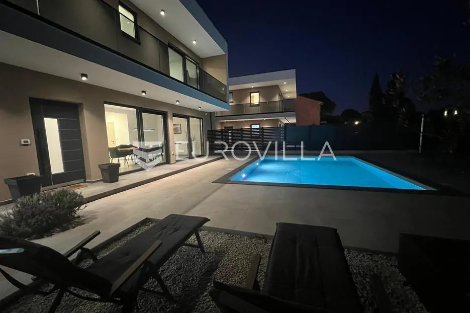 istra, smoljanci, moderna novoizgrađena vila 200m2 s bazenom i pogledom na more - slika 33