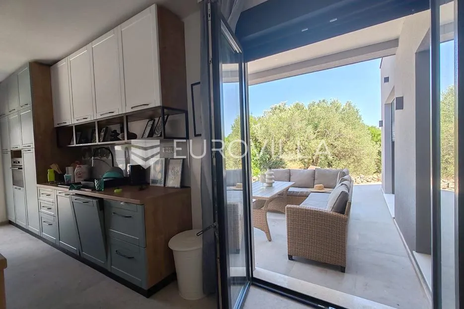 rogoznica, podorljak, novogradnja, moderno uređena kuća s bazenom, 150 m² - slika 5