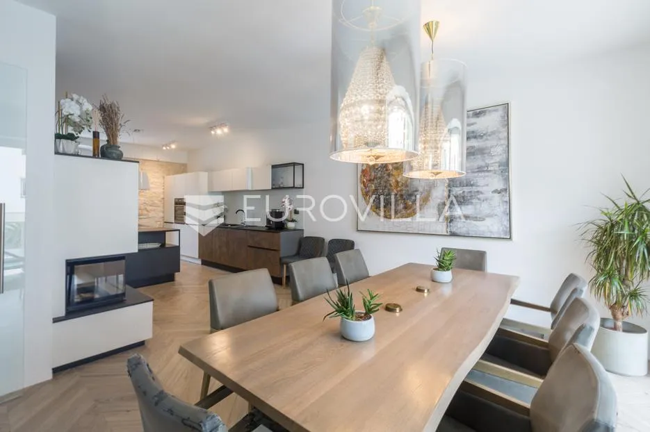 istra, pula, potpuno renovirana austrougarska villa u srcu pule - slika 3