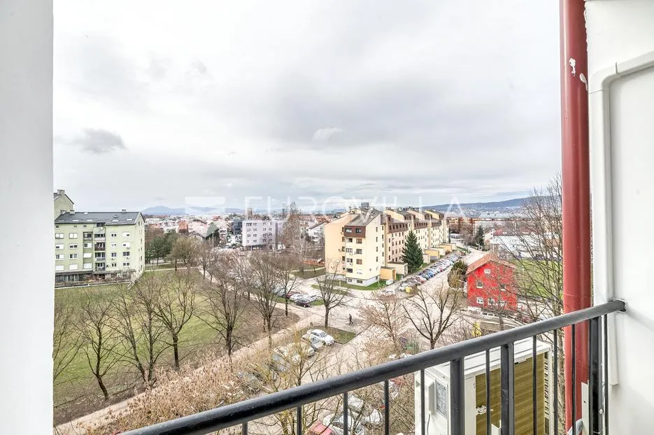 zagreb, jarun, našička, prekrasan novo uređeni trosoban stan, 66 m² - slika 11