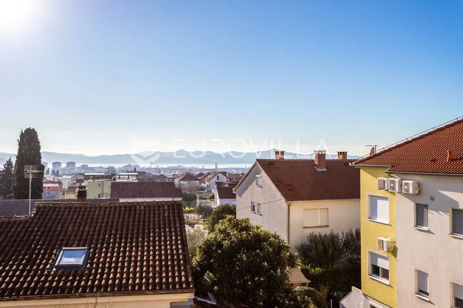 zadar, plovanija, trosoban stan za dugoročni najam - slika 17