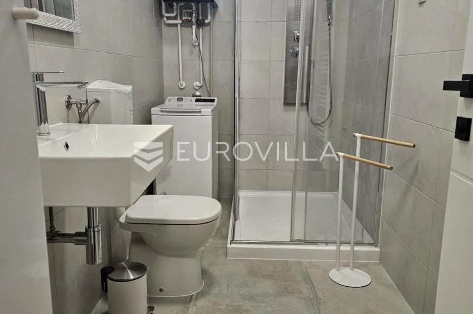 osijek, industrijska četvrt, moderan četverosoban stan u kući za najam, površine 130 m² - slika 6
