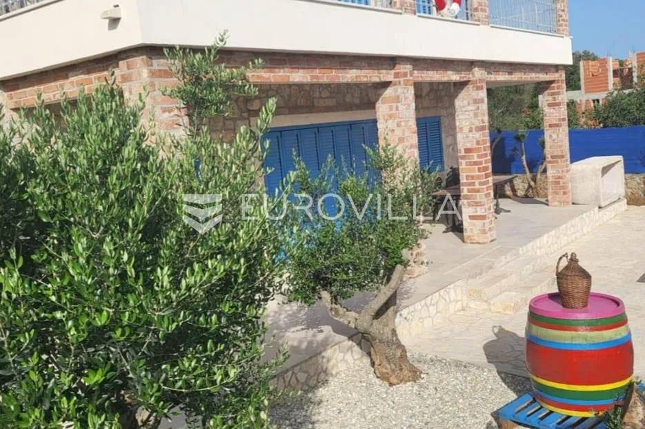 pašman, ždrelac, prekrasna kamena kuća s bazenom i pogledom na more - slika 4