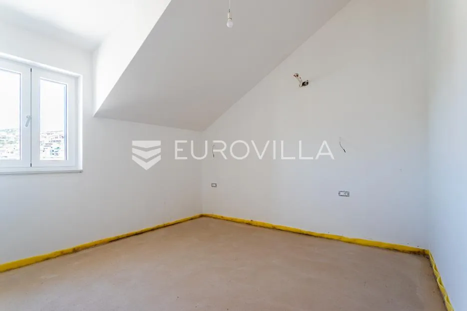 šibenik, plaža banj, penthouse sa prekrasnim pogledom na more, 138,82 m² - slika 7