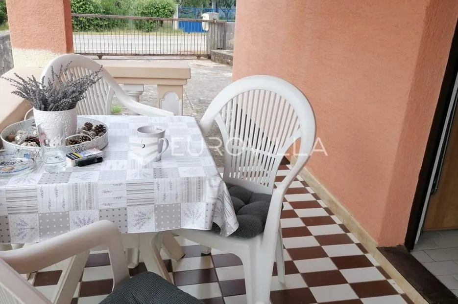 ugljan, muline, dvojna kuća s dva odvojena stana - slika 12