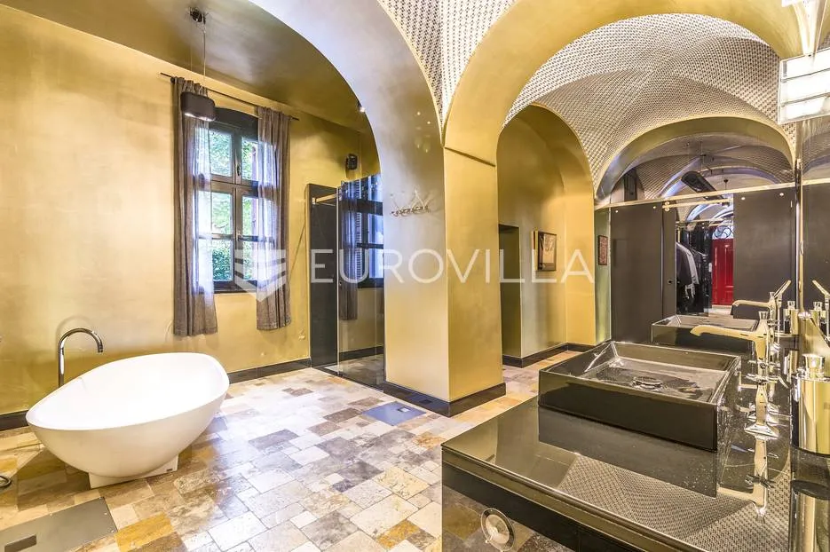 gornji grad, luksuzan stan 300 m² - slika 14