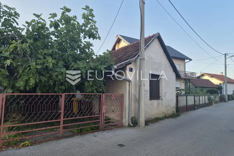 zagreb, donja dubrava, kuća 102 m² na zemljištu 150 m² - slika 4