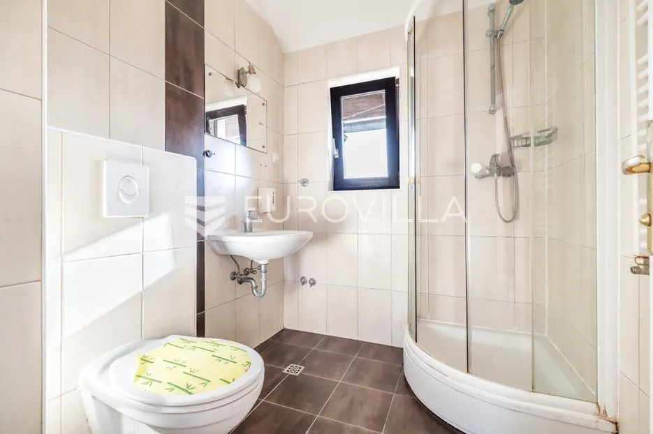 zagreb, trešnjevka, kastavska ulica dvije stambene zgrade sa 6 stambenih cijelina ukupno 460 m² - slika 10