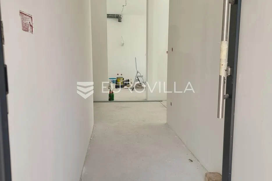 vodice, moderna kuća s bazenom, 190,58 m² - slika 13