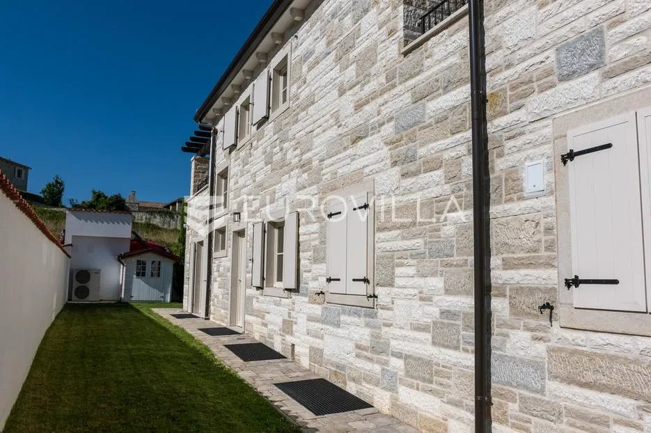 istra, momjan, moderna kamena vila - slika 56