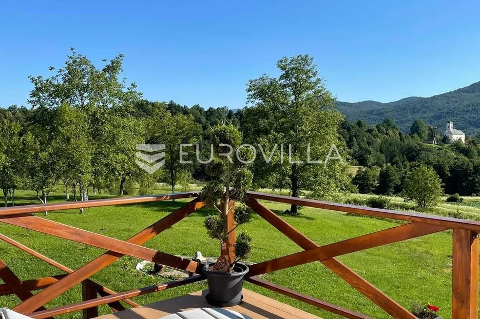 ogulin, zagorje, kuća 350 m², novouređena - slika 4