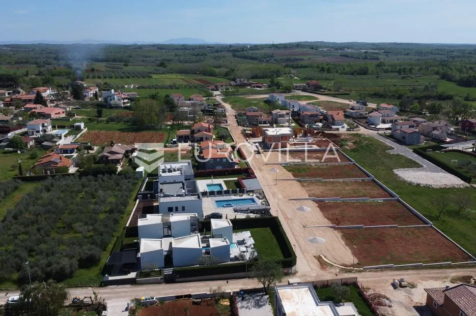istra, kaštelir, građevinsko zemljište 4054m2 s projektom i pravomoćnom građevinskom dozvolom - slika 6