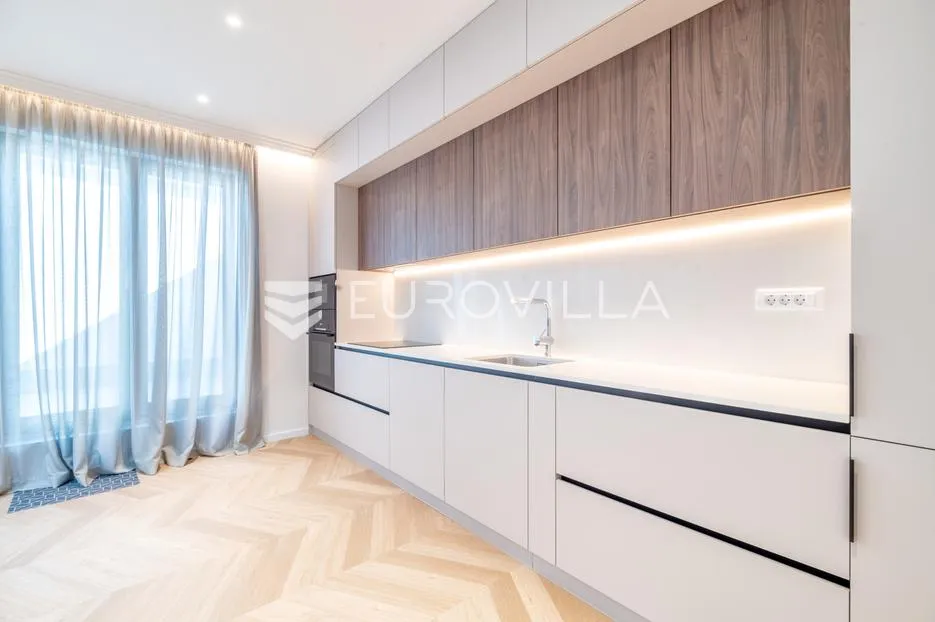 zagreb, bogovićeva, luksuzan četverosoban penthouse 150 m² - slika 4