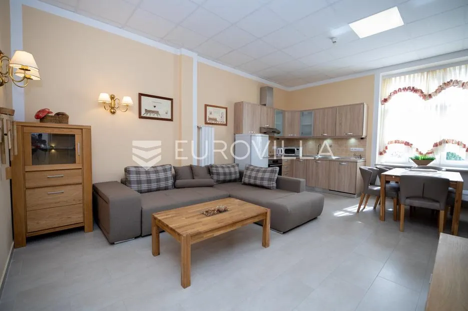 g.kotar, ravna gora, uhodani turistički objekt 1500 m² na parceli od 3799 m² - slika 23