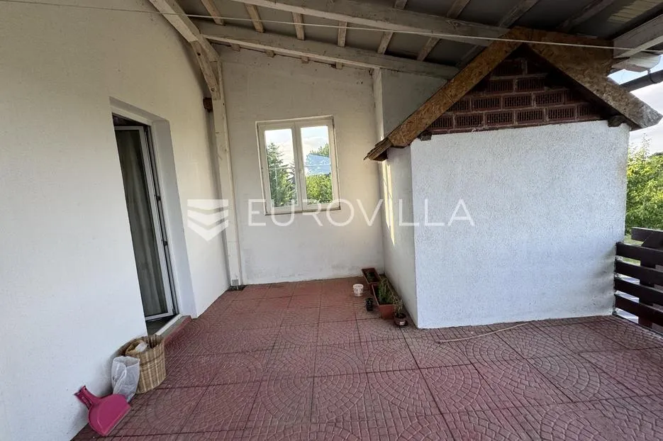 mandićevac, prekrasna katnica 150 m2 na zemljištu od 2854 m2 - slika 22