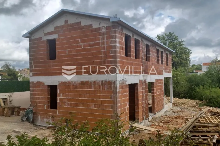 svetvinčenat, gilešići, vila s bazenom i okućnicom - slika 29