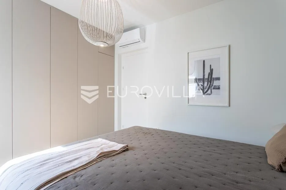 rogoznica, ražanj, prekrasna kuća s bazenom i pogledom na more, 390,51 m² - slika 13