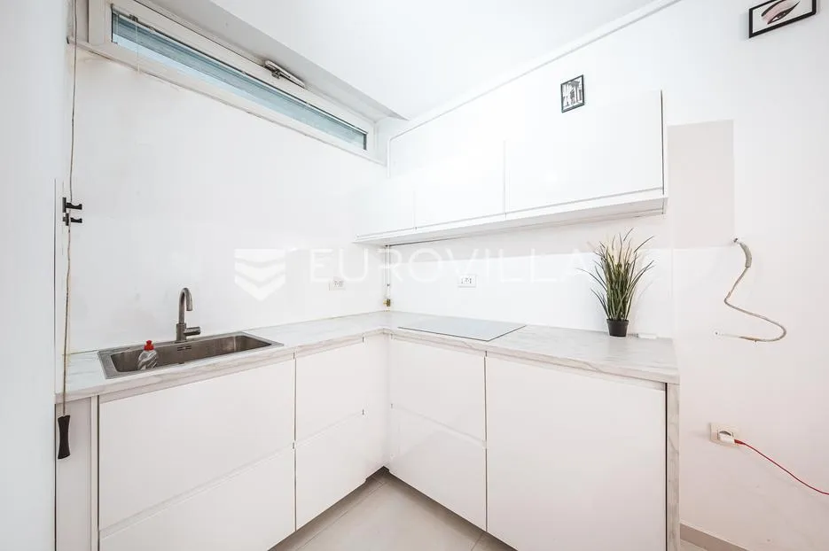 zagreb, trešnjevka, prekrasan poslovni prostor 80 m² - slika 8