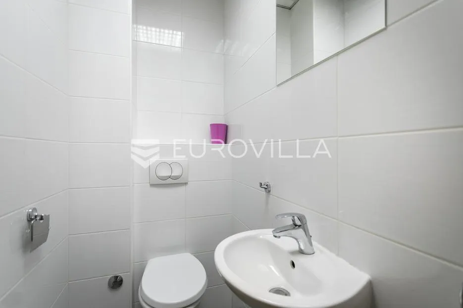 zagreb, svetice, ulični poslovni prostor nkp 53,20 m2 - slika 4