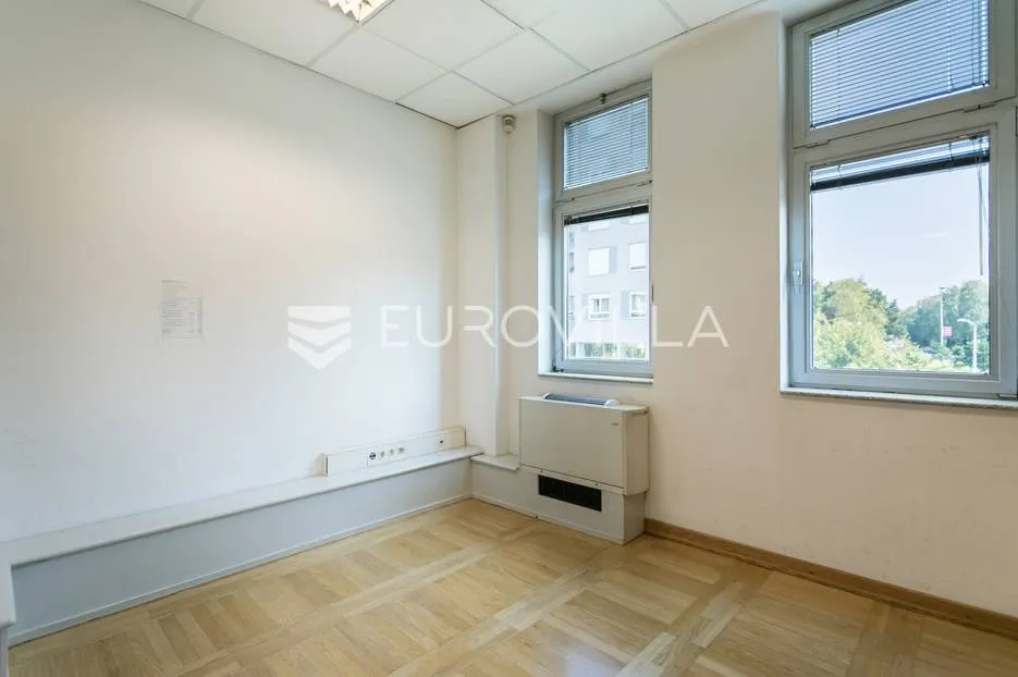 svetice, uredski prostori za zakup 59 m² - slika 6