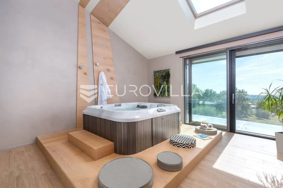 istra, umag, prekrasna vila s bazenom, 156 m² - slika 36