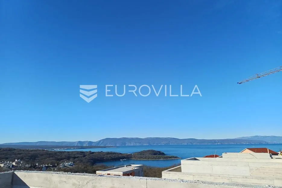krk, njivice, trosoban stan površine 124.57 m² s krovnom terasom, bazenom i pogledom na more - slika 9