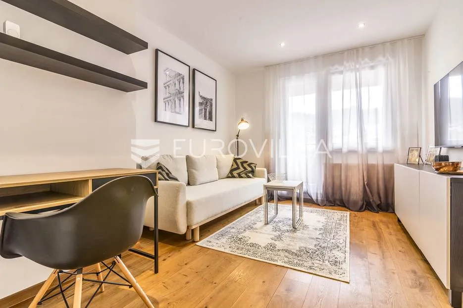 gračanska cesta, novouređen dvosoban stan 60 m², balkon parking fix režije - slika 2