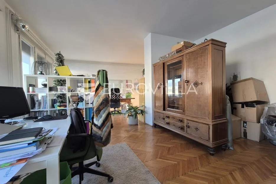 zagreb, kvatrić, trosoban stan 124 m² - slika 3