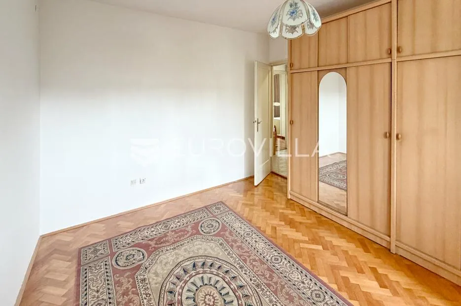 zagreb, volovčica, funkcionalan trosobni stan 61 m² - slika 7
