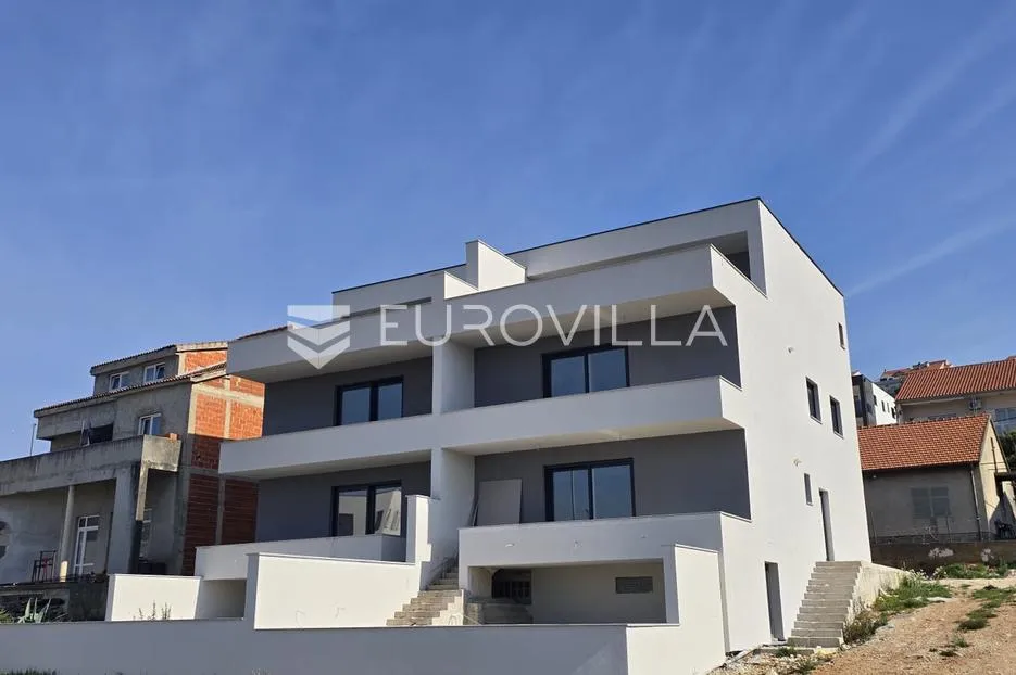 šibenik, crnica, novogradnja, trosoban, dvoetažan stan, 166,34 m² - slika 2