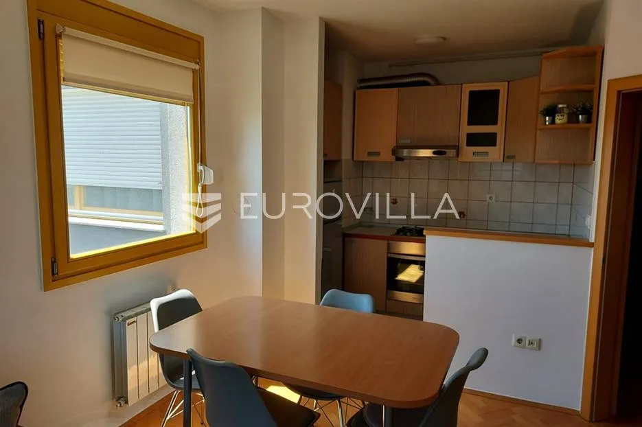 zagreb, ravnice, komforan dvosoban stan 50 m² - slika 3