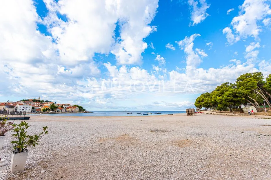 primošten, atraktivno građevinsko zemljište s pogledom, 3577 m² - slika 2