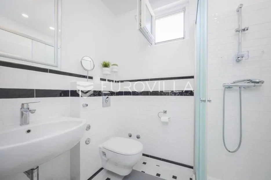 medulin, istra, luksuzna samostojeća vila 205 m² s bazenom i pogledom na more - slika 19
