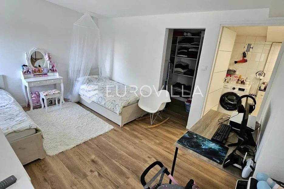 varaždin, banfica dvoetažni trosoban stan površine 83,70 m² - slika 14