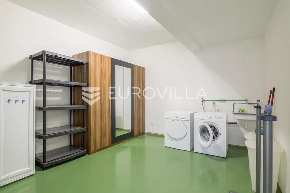 zagreb, remete, četverosoban penthouse s 2 parkirna mjesta i spremištem - slika 19
