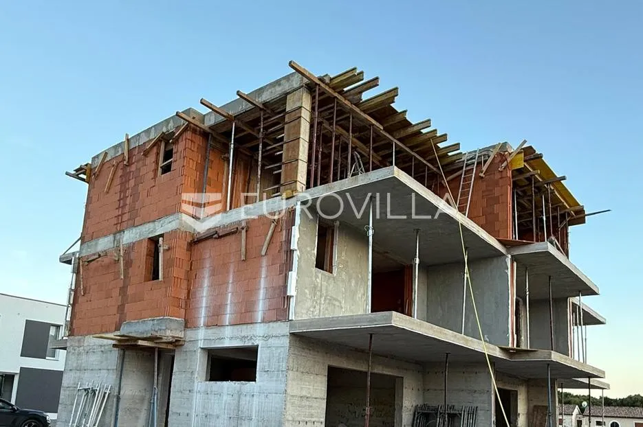tribunj, prekrasna dvojna kuća s pogledom na more, 168,88 m² - slika 8