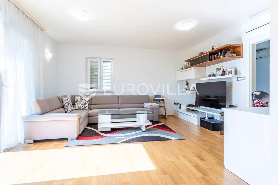 brač, bol, samostojeća apartmanska kuća s pogledom na more - slika 5