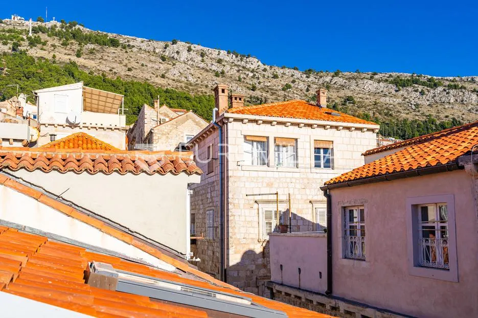 dubrovnik, stari grad, prekrasan troetažni stan - slika 39