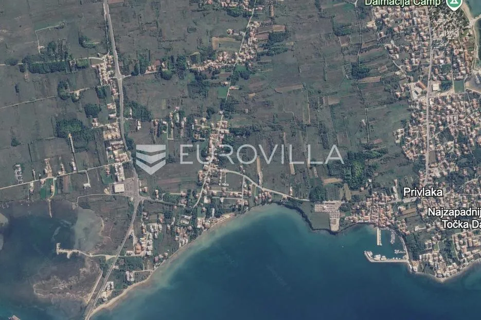 Zadar, Privlaka, građevinsko zemljište 892,08 m², 300 m od mora